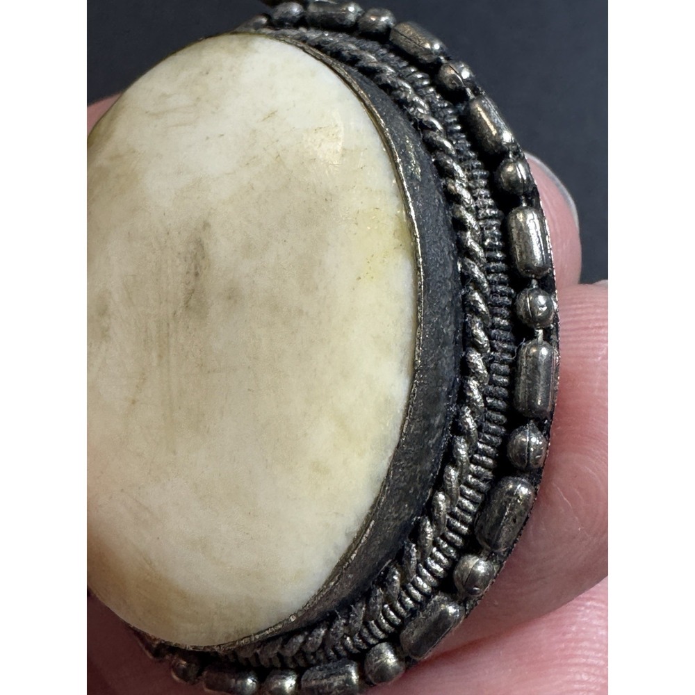 Vintage Large Oval White Silver Tone Marble Stone Granite Pendant READ - Picture 11 of 14